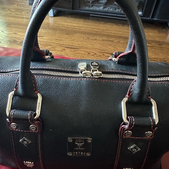 🖤♥️ MCM BOSTON BAG♥️🖤 - Picture 2 of 14
